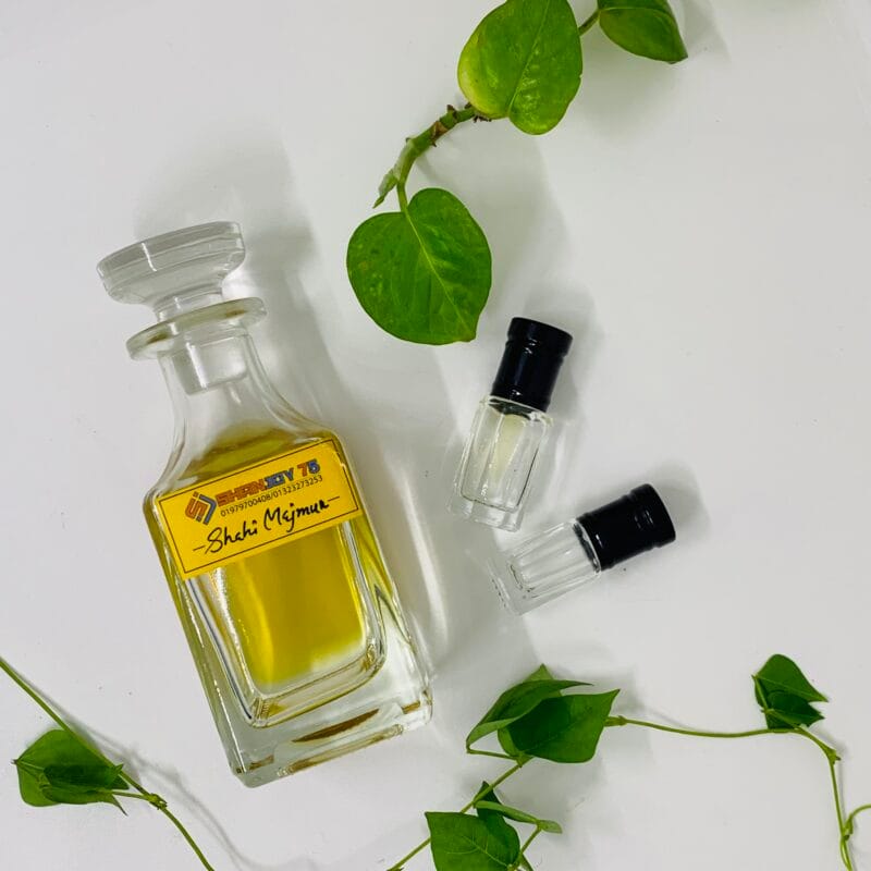 Shahi Majmua Natural Attar  — “শাহী মাজমুয়া" হলো মিষ্টি, সতেজ এবং কাঠের সুগন্ধির একটি সম্প্রসারণ, এটির মিষ্টি যেই সুগন্ধ রয়েছে তা আপনার মনকে শীতল, সবুজ এবং প্রাকৃতিক মিষ্টি সুগন্ধযুক্ত গাছ-পালার কথা মনে করিয়ে দিবে। — ভারতে অনেক ধরণের মাজমুয়া রয়েছে যা মানের দিক দিয়ে এবং ঘ্রানের দিক দিয়েও একেকটার তুলনায় একেক টা কম না। মাজমুয়া ভারতে খুবি জনপ্রিয় আতর।আমাদের এই "শাহী মাজমুয়া" কম নয় ,একদম অন্যরকম প্রাকৃতিক সুগন্ধির অভিজ্ঞতা আপনাকে এনে দিবে। — নোট্স- Earthy,Muddy,Rainy Soil,Tree branches,Sweet,Etc. Youtube - https://www.youtube.com/@Shanjoyperfumes Page - https://www.facebook.com/ShanjoyPerfumes